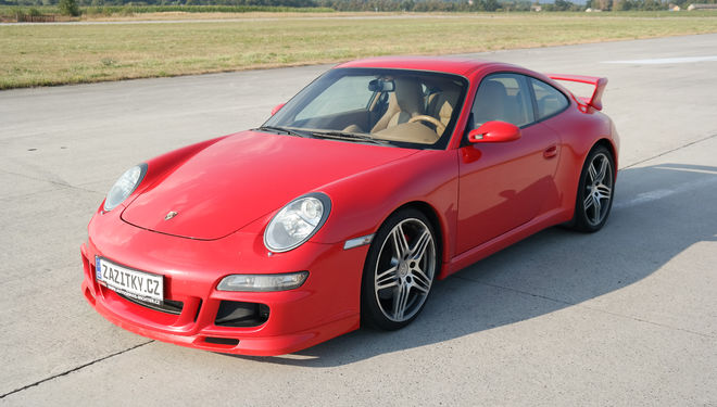 Jízda v Porsche 911 GT3 na okruhu