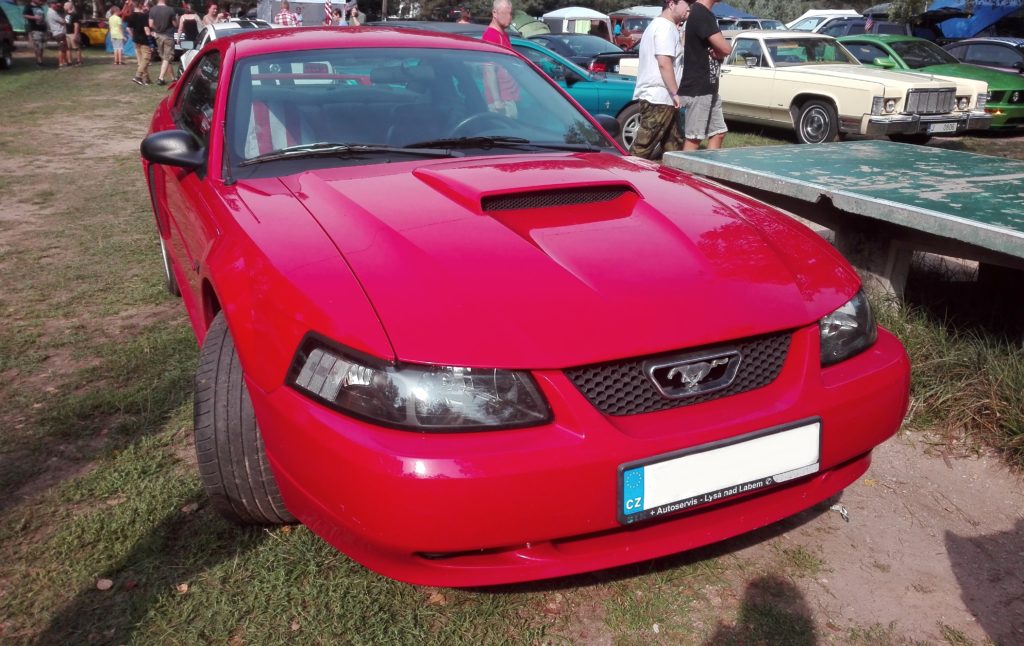 Ford Mustang 4. generace