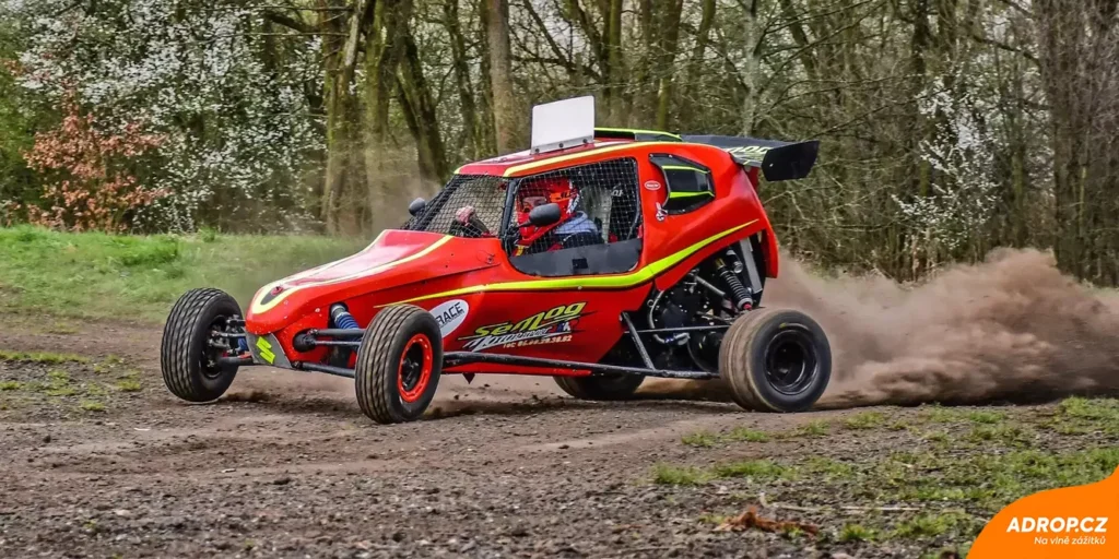 Řízení buggy na okruhu